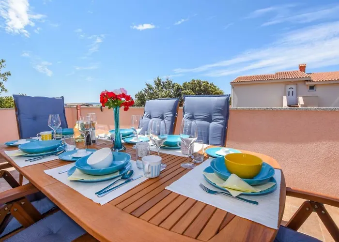 Apartments Milena 8