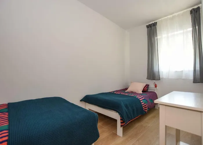 Apartments Milena 8