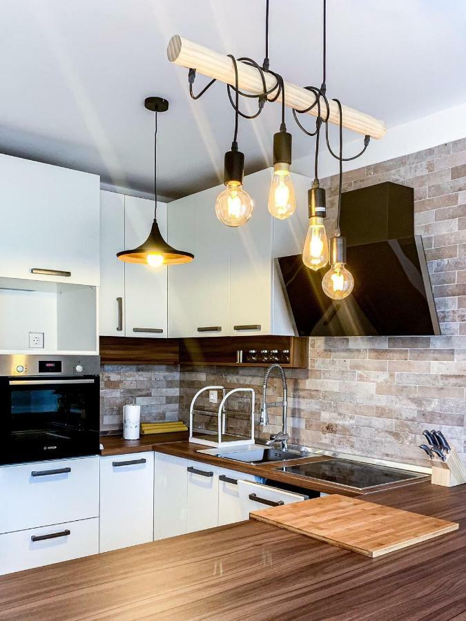 Milena 8 Apartment Mandre